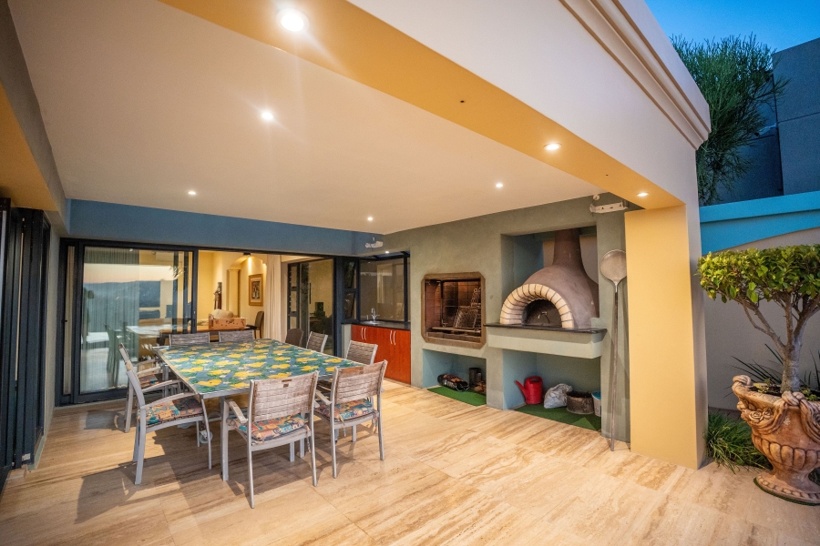 5 Bedroom Property for Sale in Nahoon Beach Eastern Cape